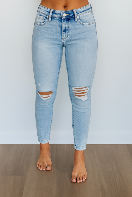 Coastal Cutie Acid Wash Distressed Skinnies Kancan